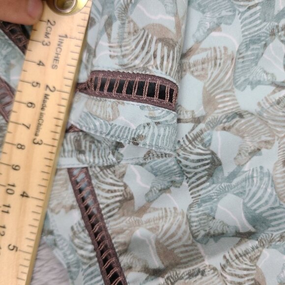 PrAna‎ Seaside Safari Mariya Blue Green Athletic Shorts Zebra Size Small Shorts - Picture 6 of 9